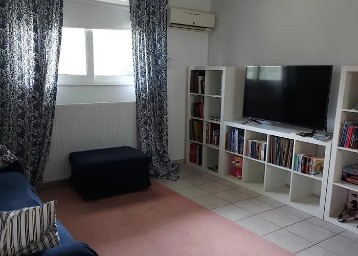Joan\'S Airport Apartment